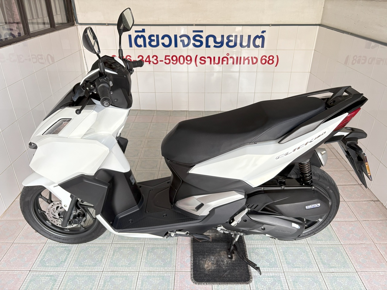 Honda Click160i ขาว-ดำ5 (3)
