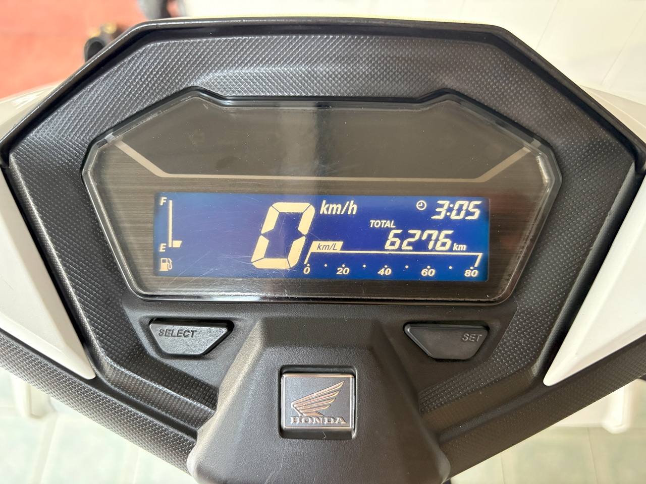 Honda Click160i ขาว-ดำ5 (4)