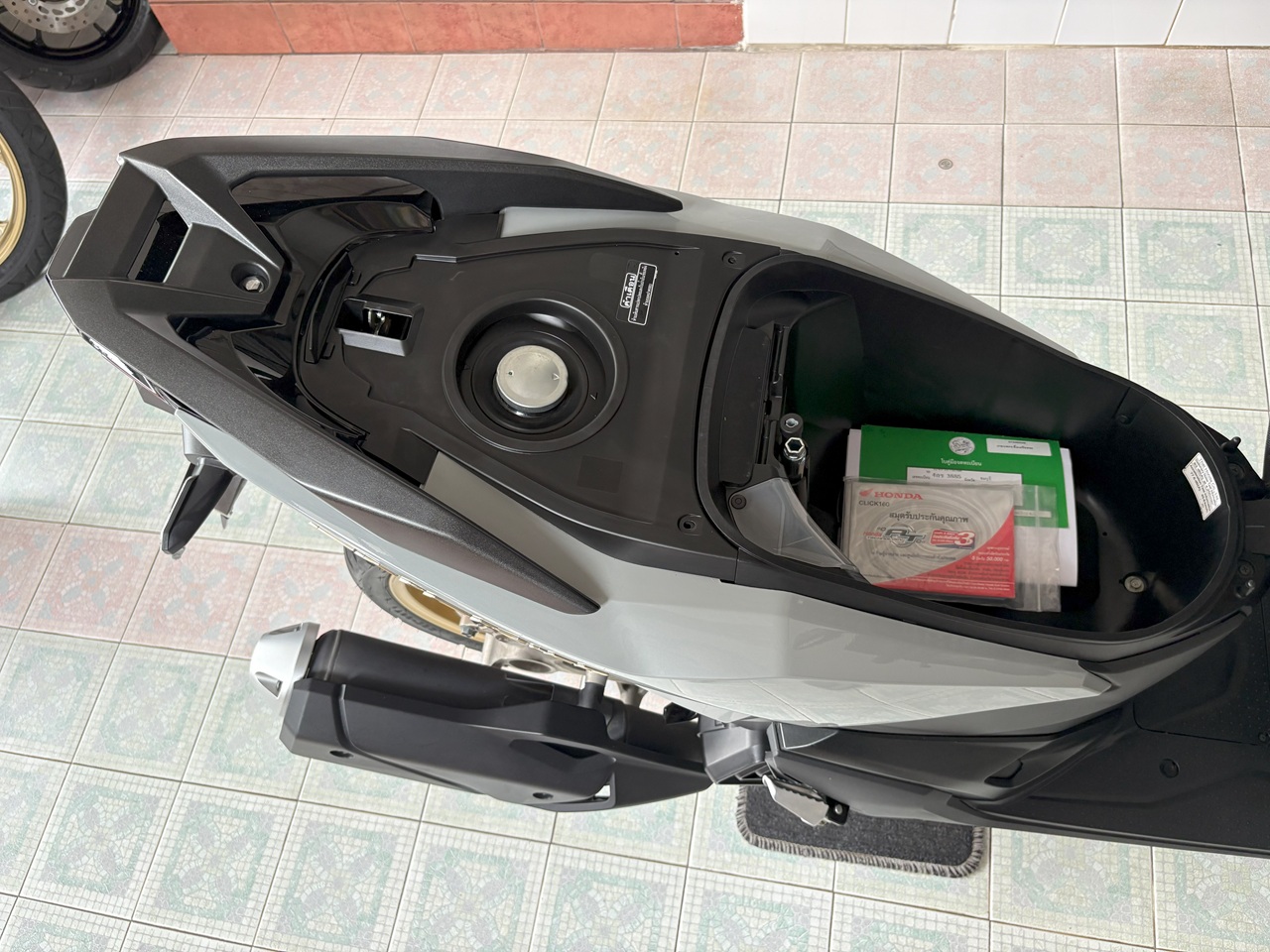 Honda Click160i ABS เทา-ดำ2 (8)