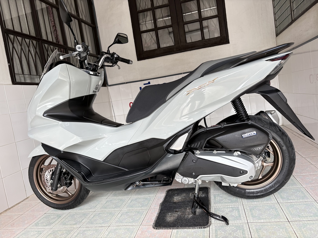 Honda PCX160 ABS เทา-ดำ 2 (6)