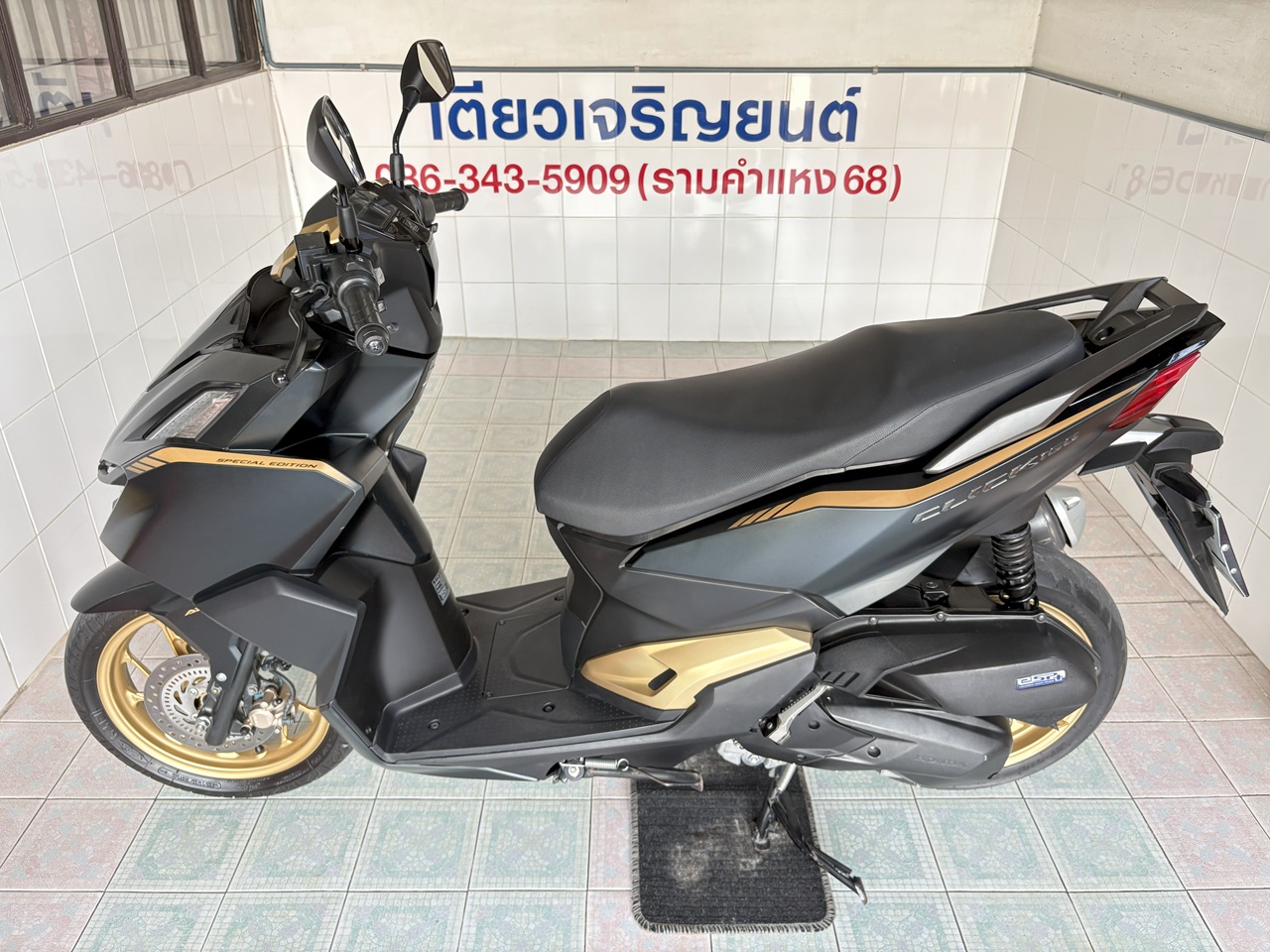 Honda Click160i ABS ดำ-น้ำตาล (3)