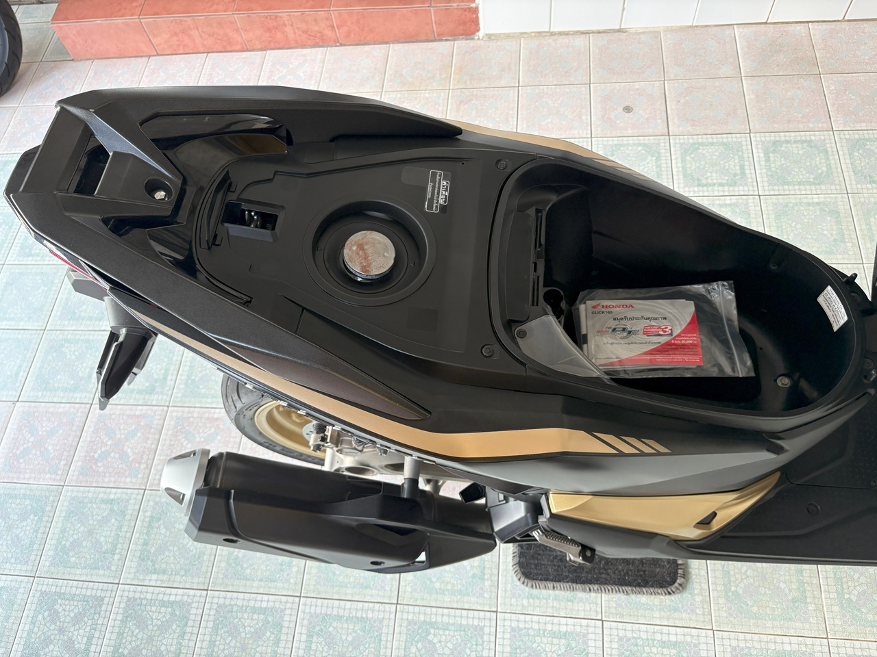 Honda Click160i ABS ดำ-น้ำตาล (8)