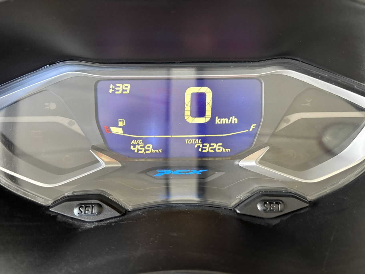 Honda PCX160 ขาว-ดำ5 (4)