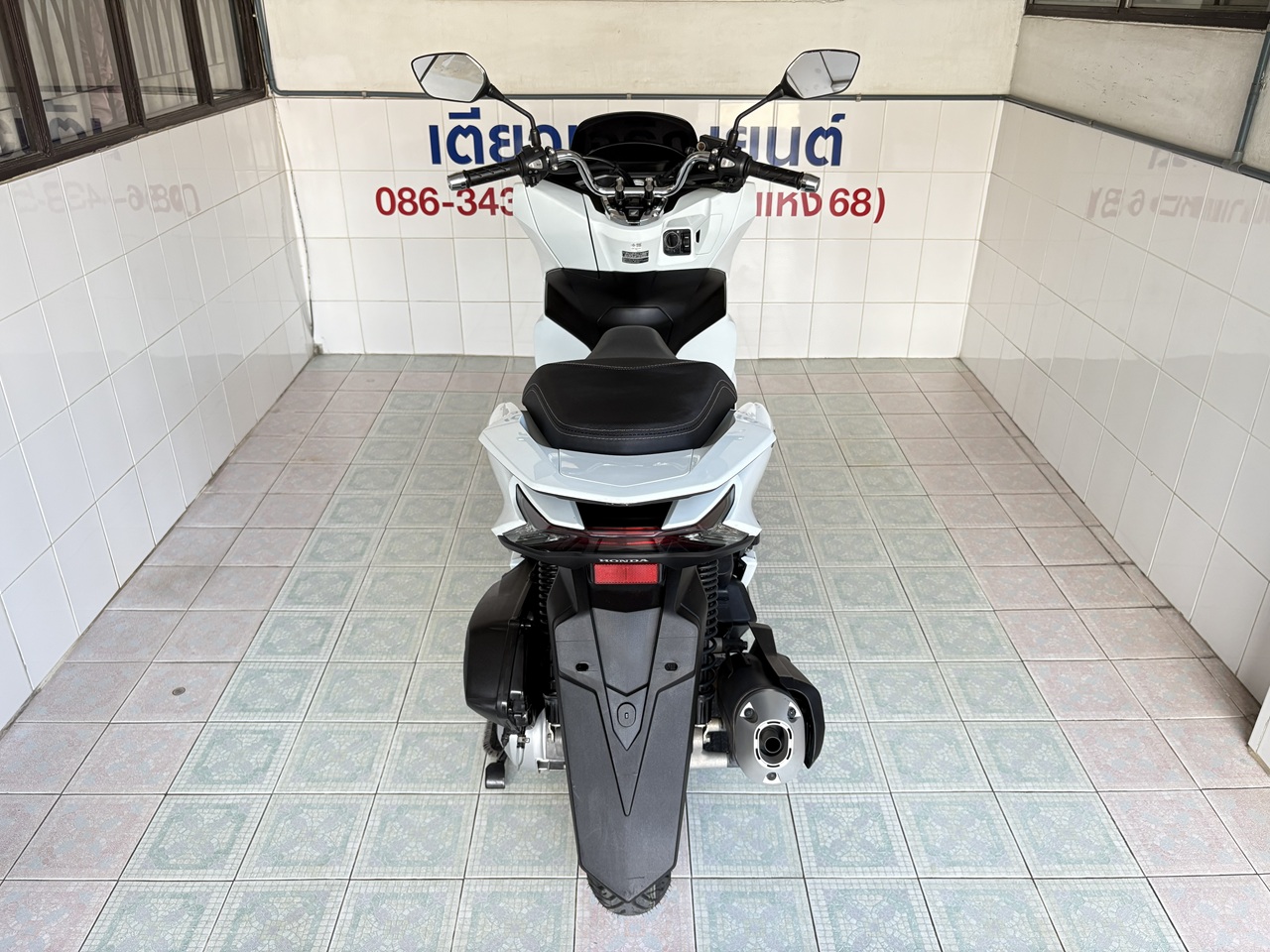 Honda PCX160 ขาว-ดำ5 (7)