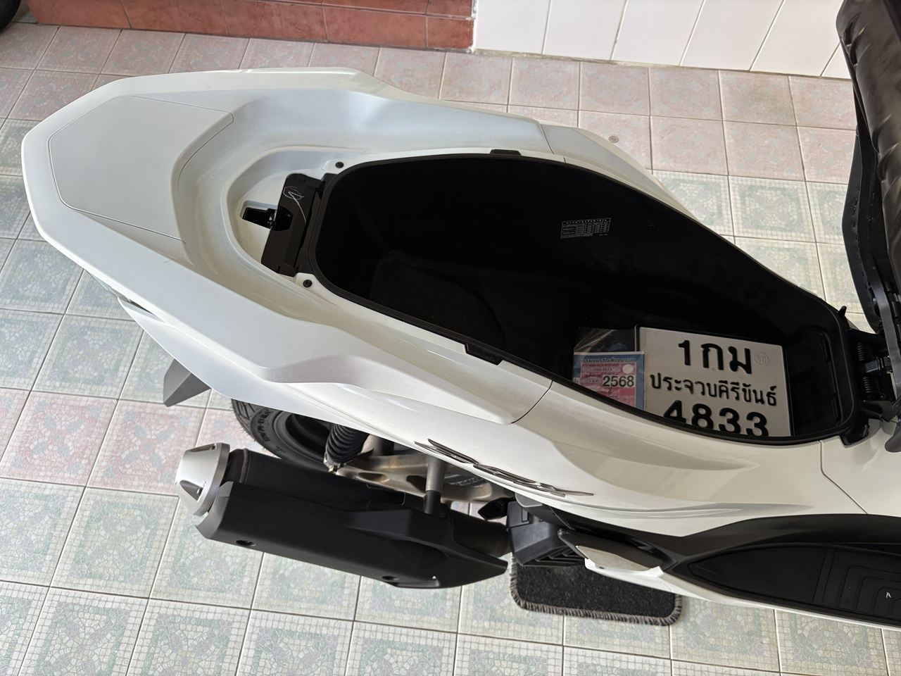 Honda PCX160 ขาว-ดำ5 (8)