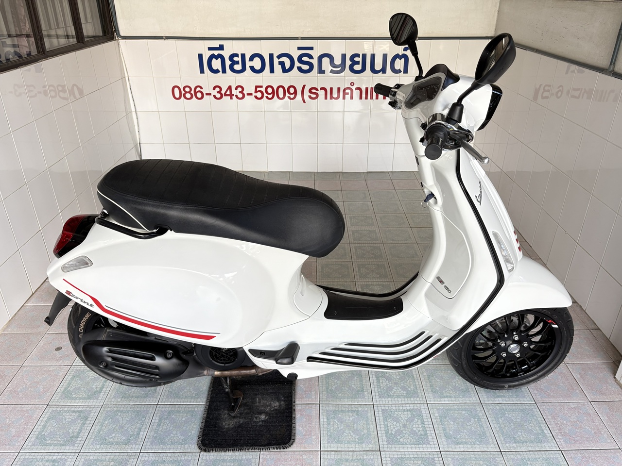 Vespa Sprint150 ABS ขาว3 (2)