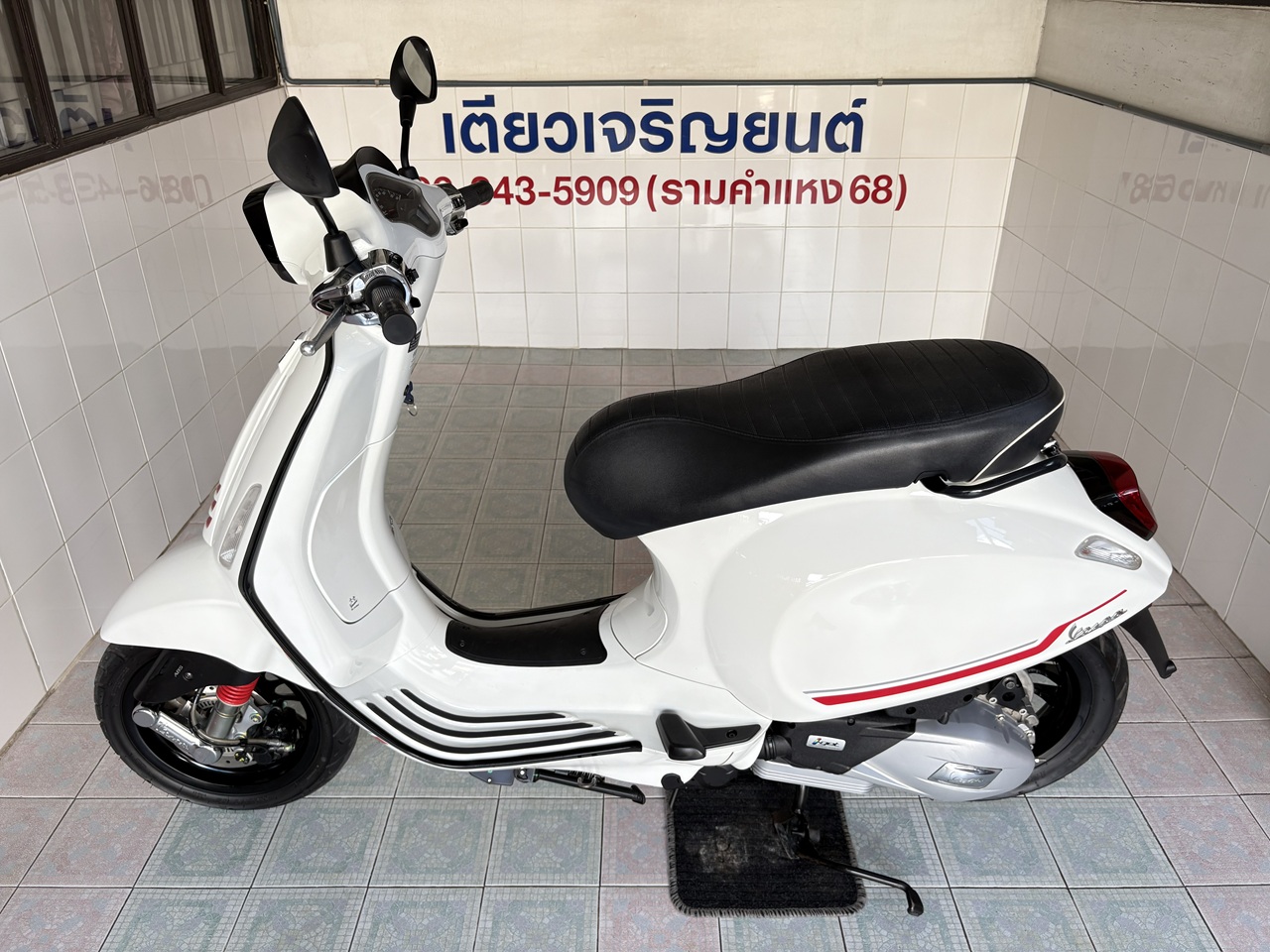 Vespa Sprint150 ABS ขาว3 (3)