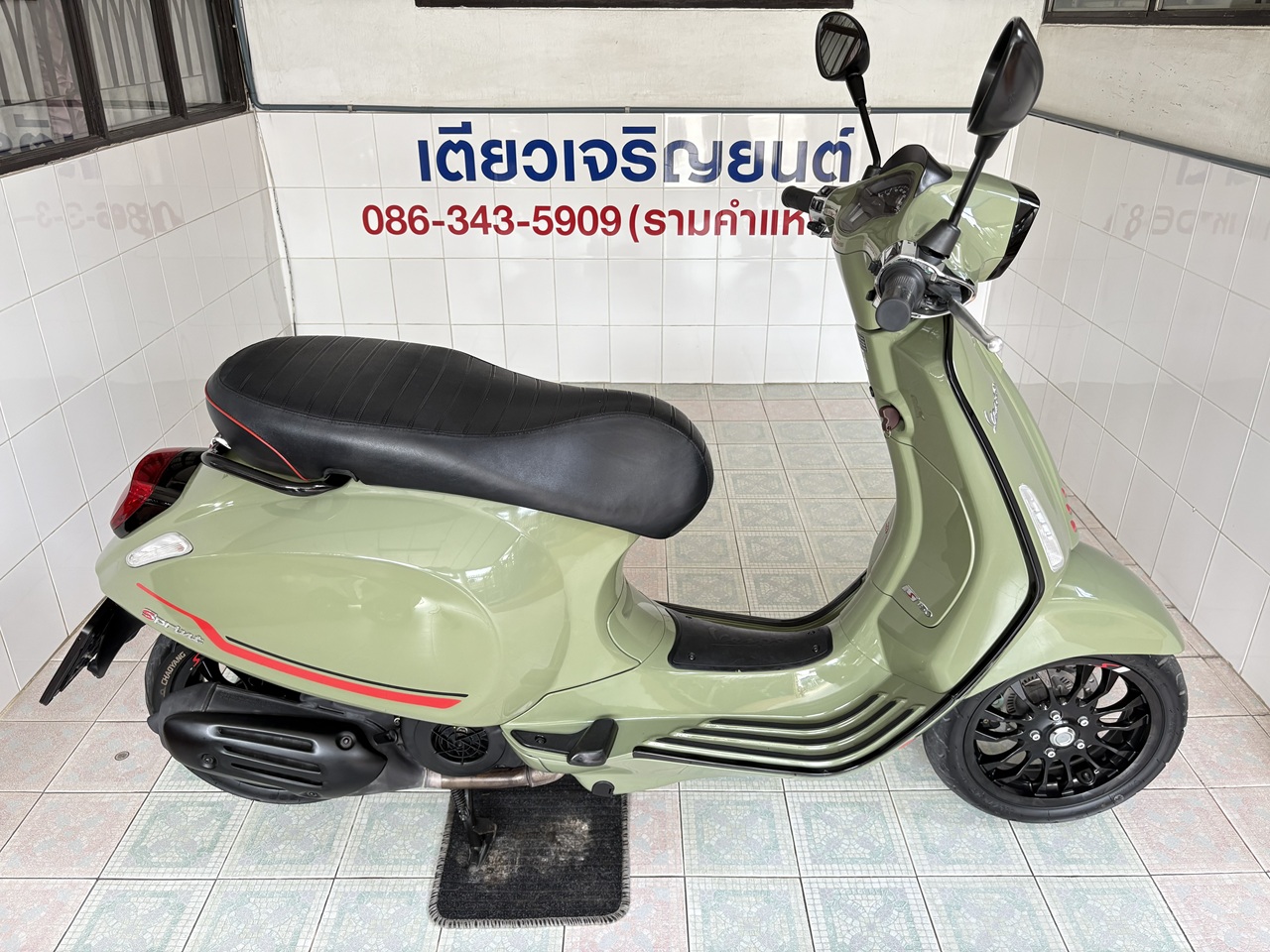 Vespa Sprint150S ABS เขียว (2)