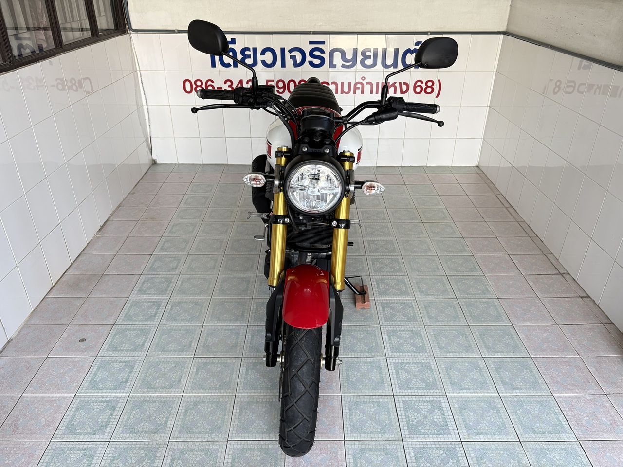 Yamaha XSR155 ขาว-แดง3 (1)