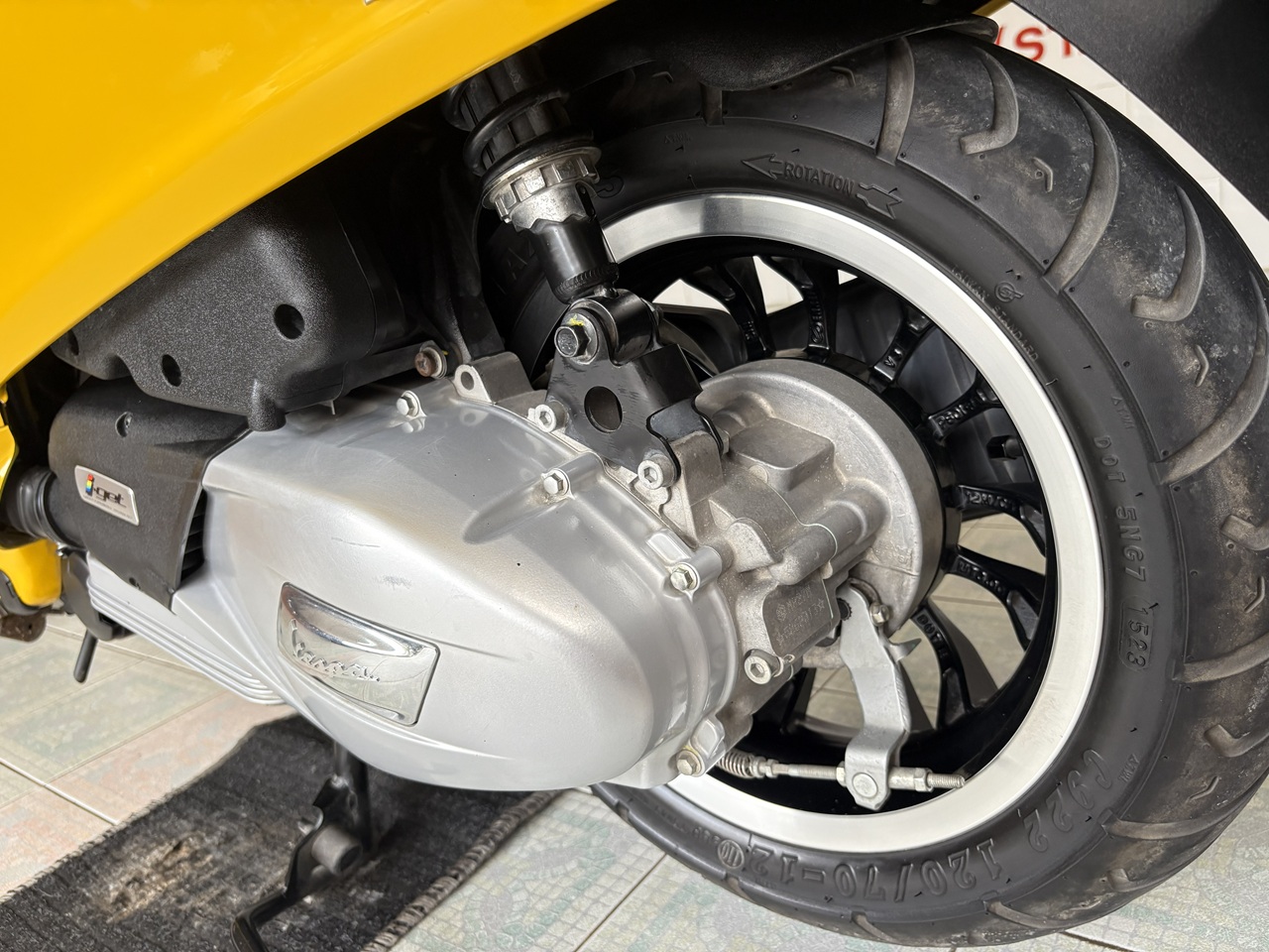Vespa Sprint125 ABS เหลือง (6)