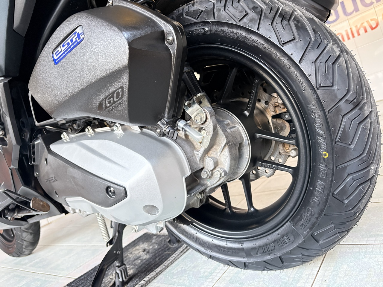 Honda ADV160 ดำ2 (6)