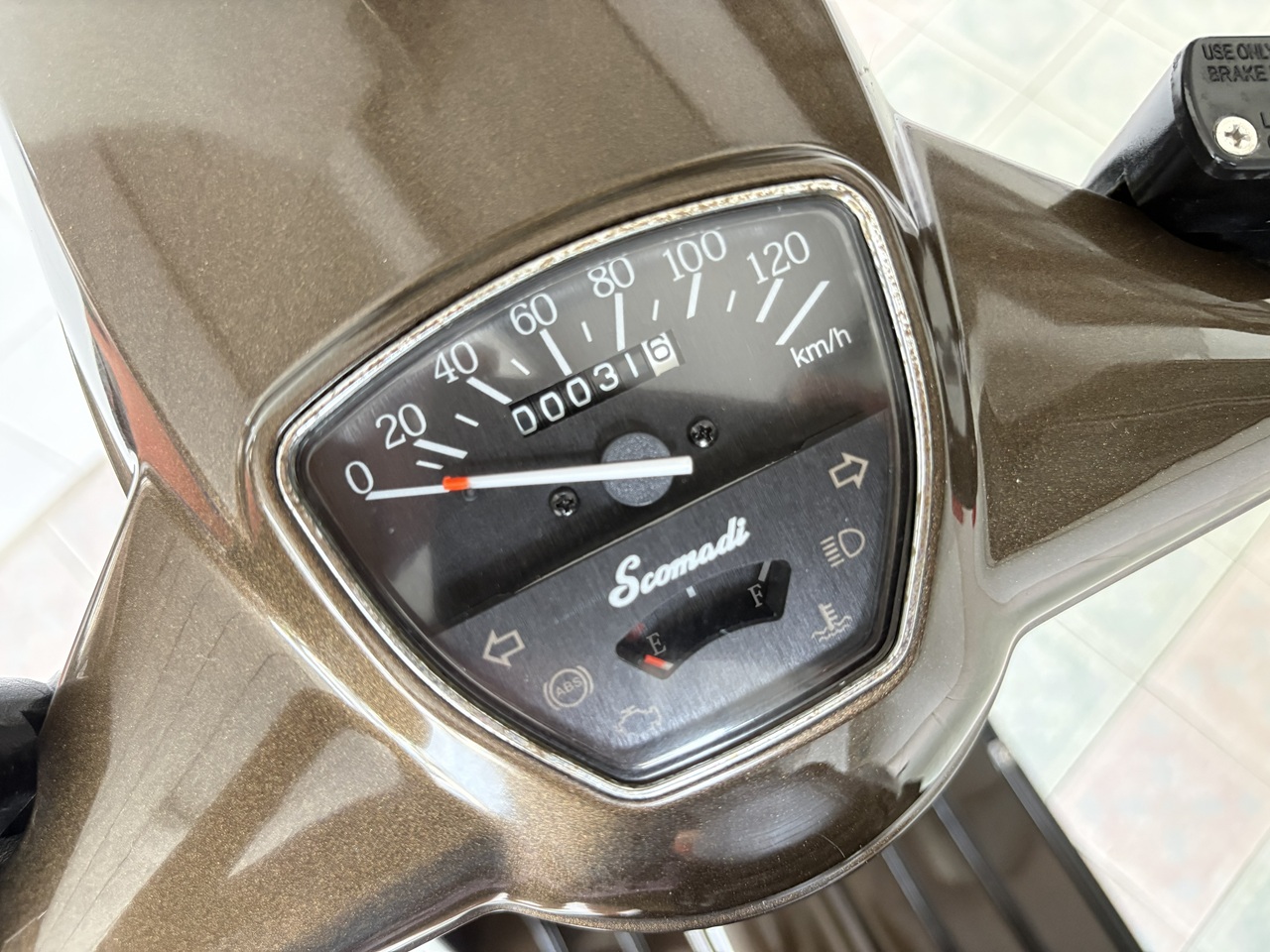 Scomadi Technica200i น้ำตาล9 (4)