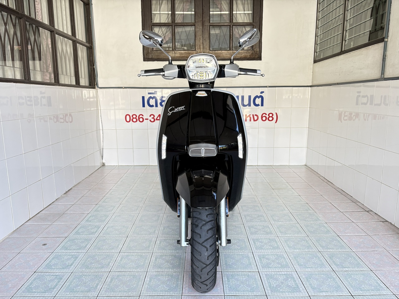 Lambretta V200 ดำ5 (1)