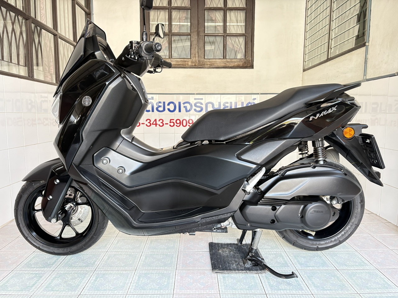 Yamaha N-Max Connected ดำ (3)