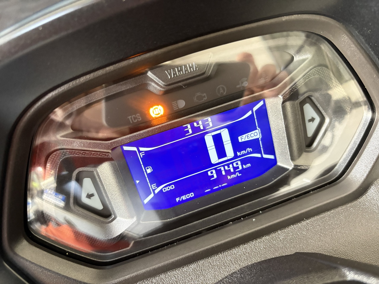 Yamaha N-Max Connected ดำ (4)