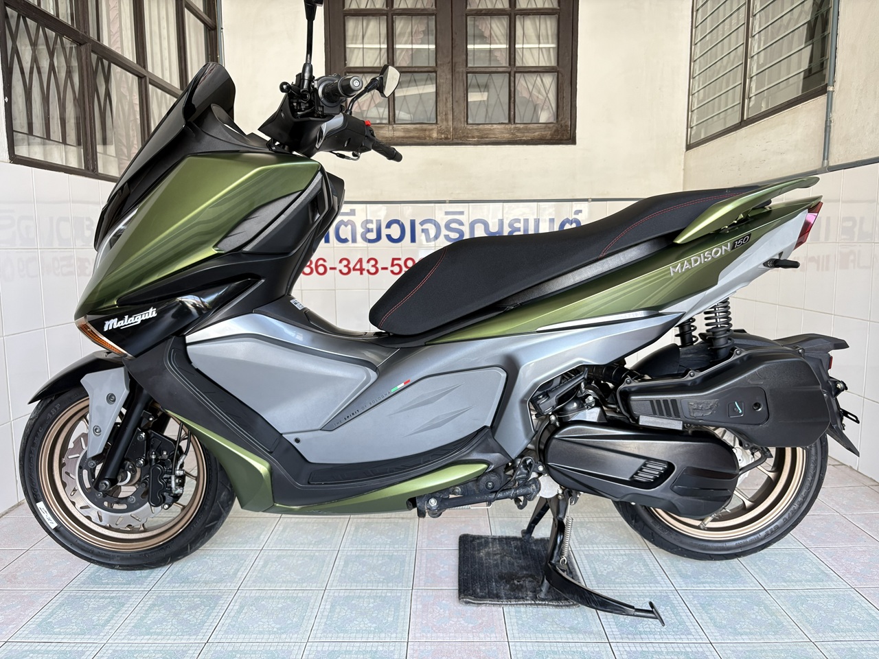 Malaguti Madison150 เขียว-เทา3 (3)