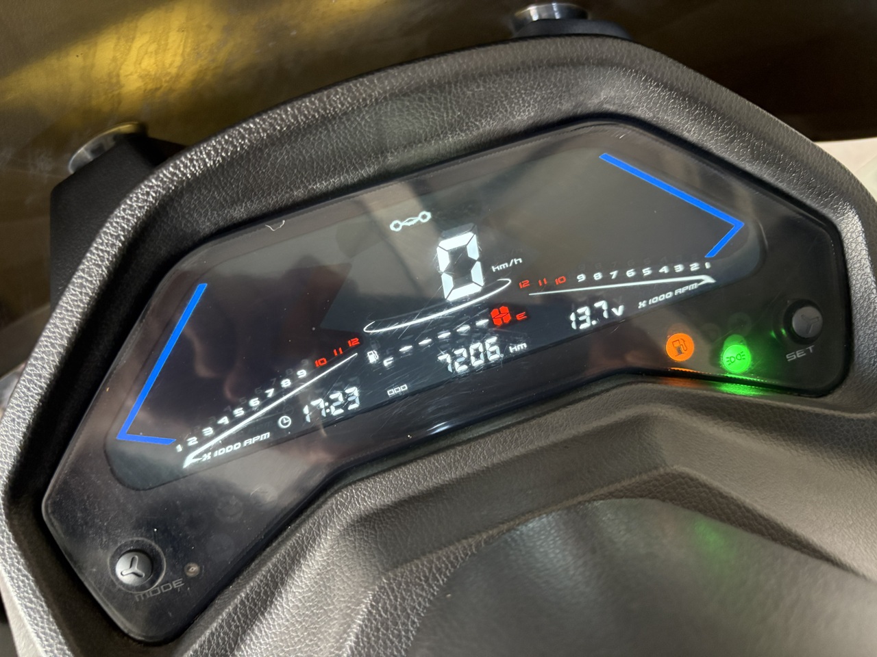 Malaguti Madison150 เขียว-เทา3 (4)