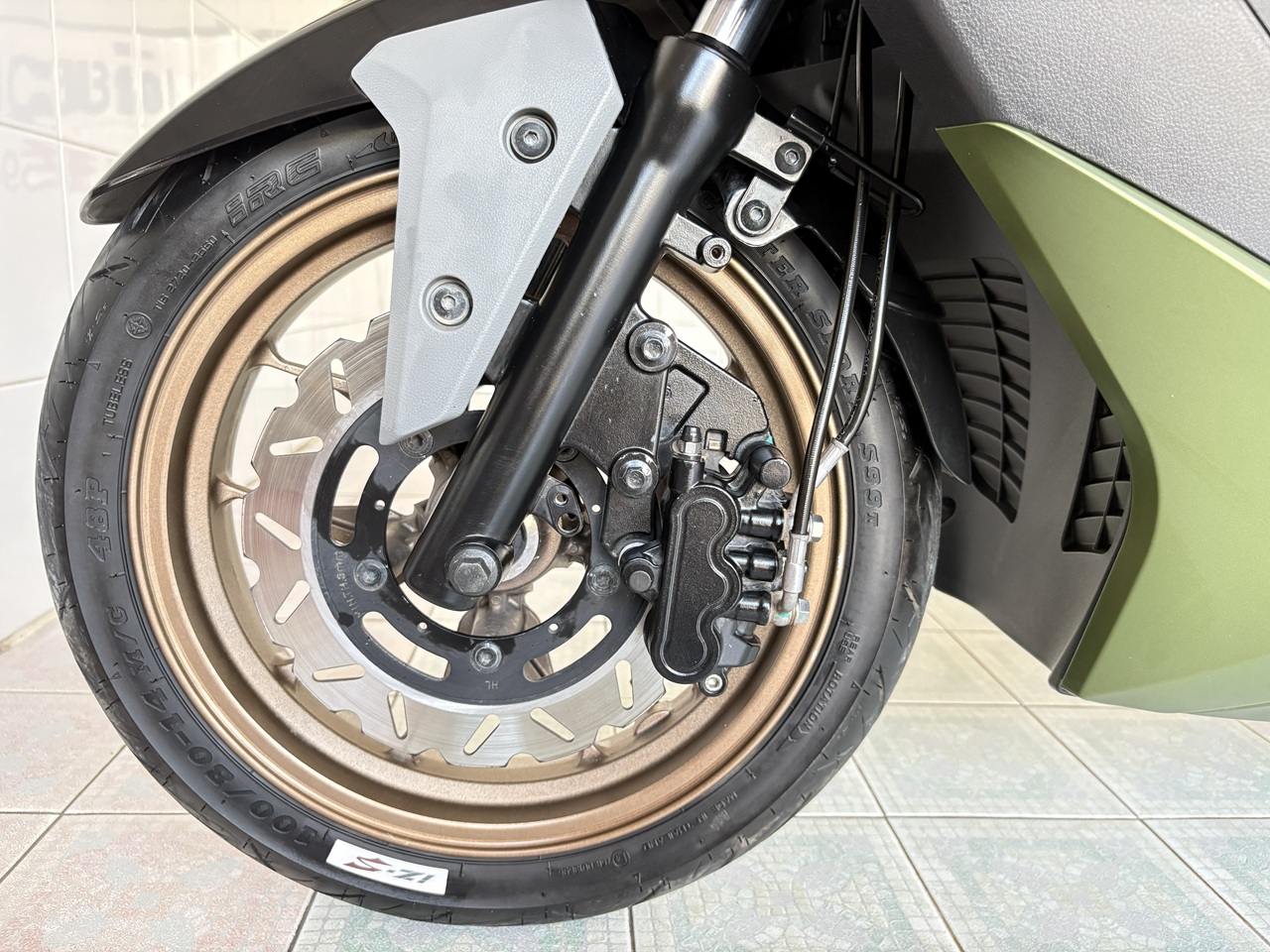 Malaguti Madison150 เขียว-เทา3 (5)