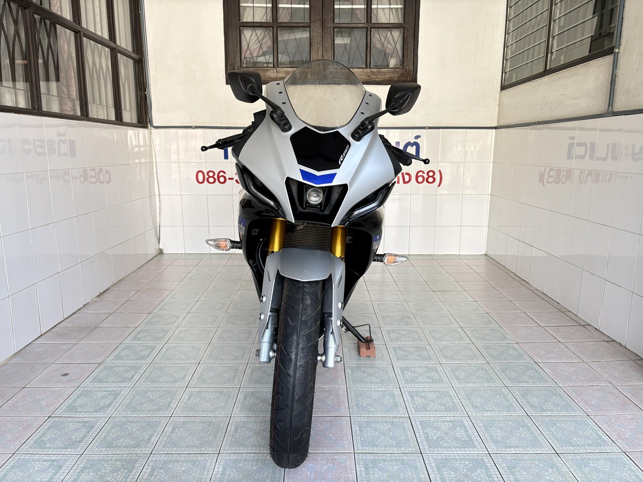 Yamaha R15M Connected ABS เทา-ดำ5 (1)