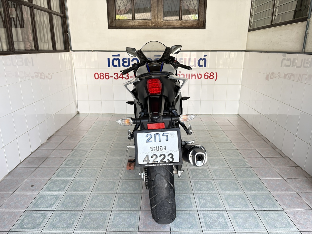 Yamaha R15M Connected ABS เทา-ดำ5 (8)