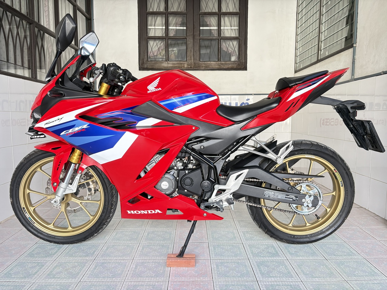 Honda CBR150 ABS วิ่ง 4000 โล ปี68 - Image 4
